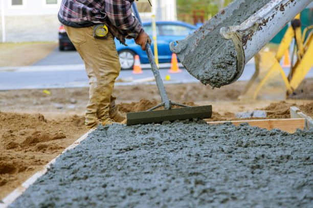 Best Commercial Concrete Services in Girard, PA